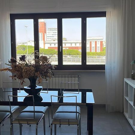 Sun-Kissed Seaside Retreat: Your Pescara Getaway 外观 照片