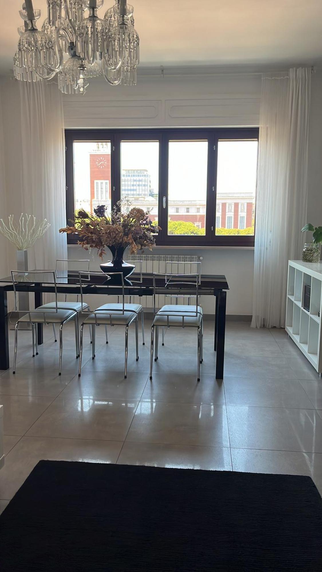 Sun-Kissed Seaside Retreat: Your Pescara Getaway 外观 照片