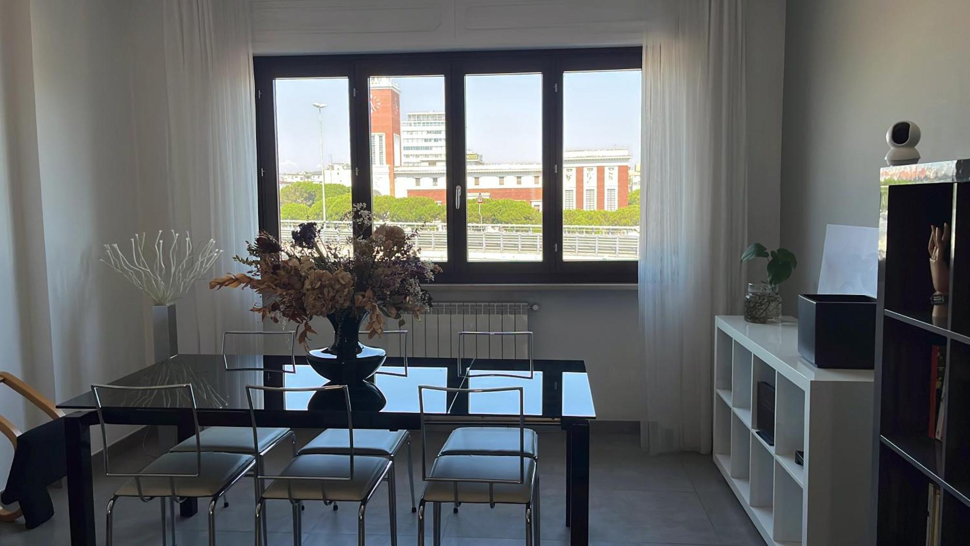 Sun-Kissed Seaside Retreat: Your Pescara Getaway 外观 照片